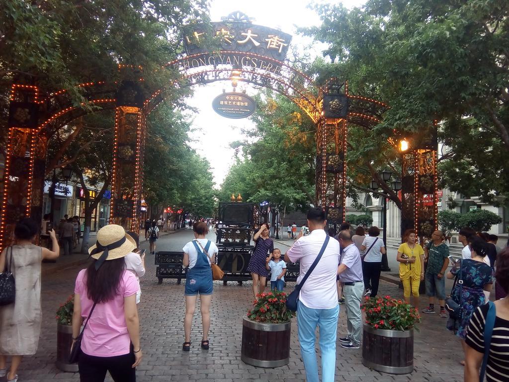 Harbin Lily Holiday Apartment Central Avenue Exteriör bild